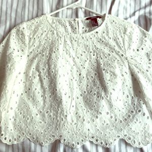 White eyelid Crop Top